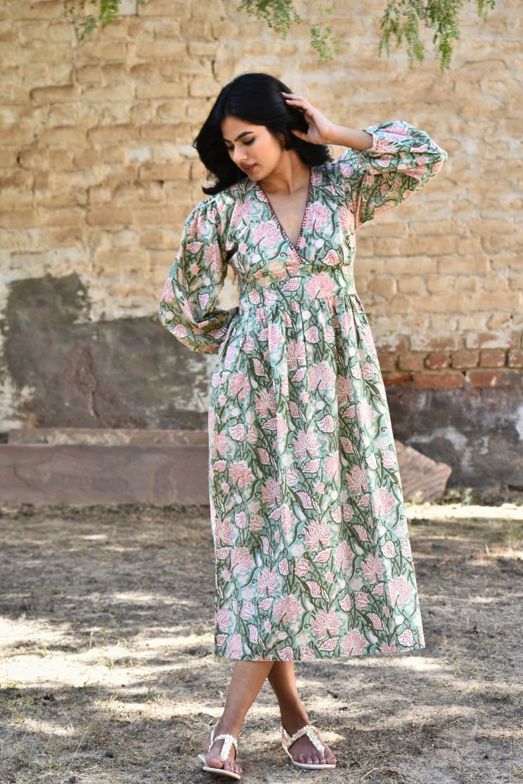 v neck midi dress Aqua V-Neck Midi Dress