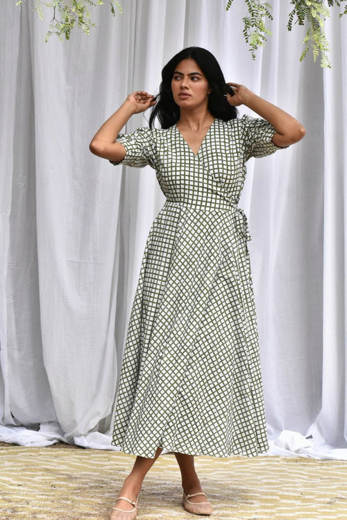 Marylin Wrap Flared Dress